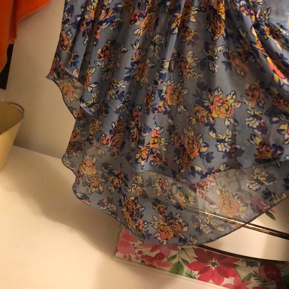 Blue tank - Picture 4 of 4